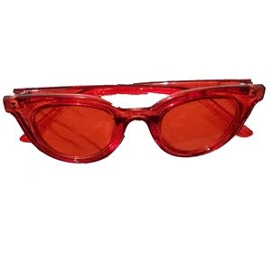 EXCELLENT CONDITION: RED SUNGLASSES